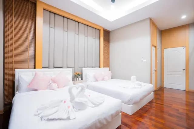 ภาพย่อย 12